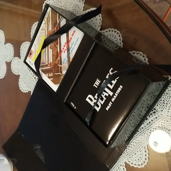 The Beatles CD Collection from 2009 - Picture 3 of 6